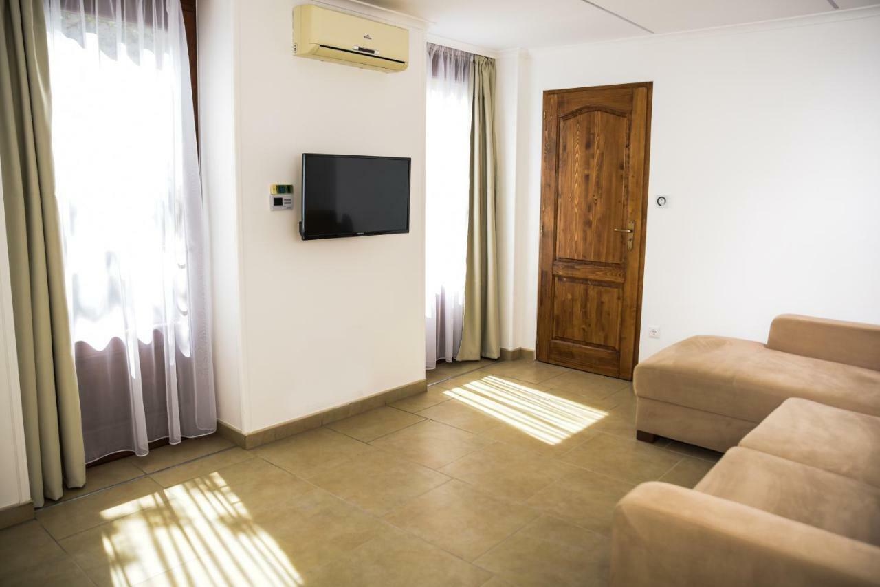 Cegléd Centrum Apartman מראה חיצוני תמונה